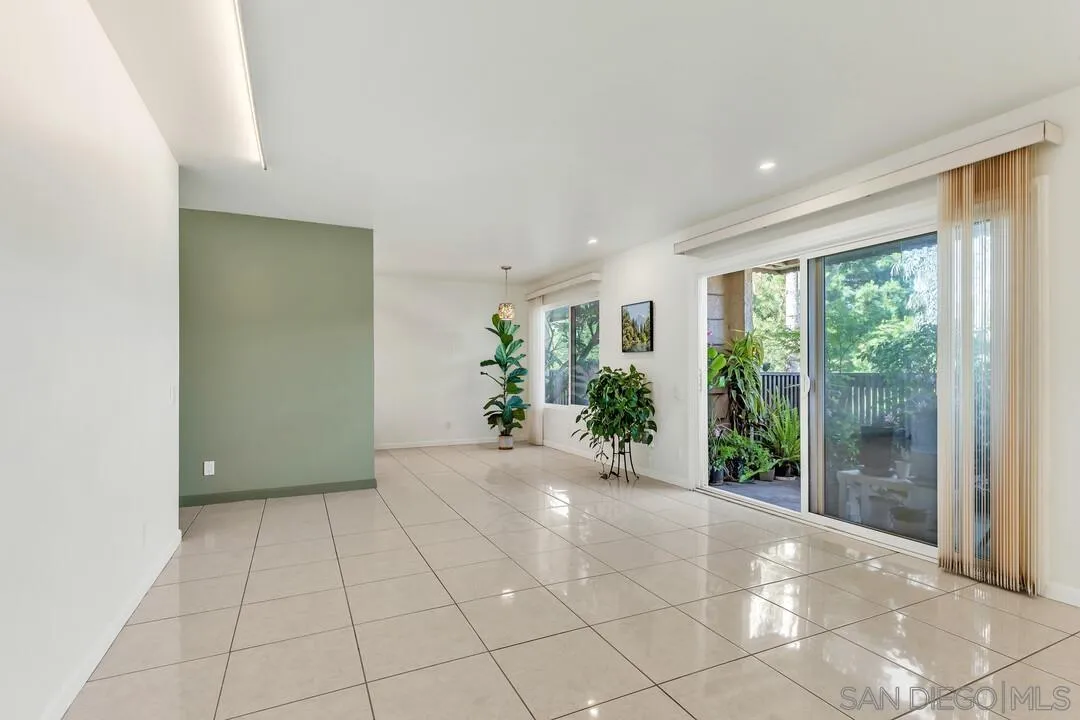 8536 Via Mallorca, Unit B La Jolla, CA 92037 - Photo 12 of 34 a view of an empty room with a window