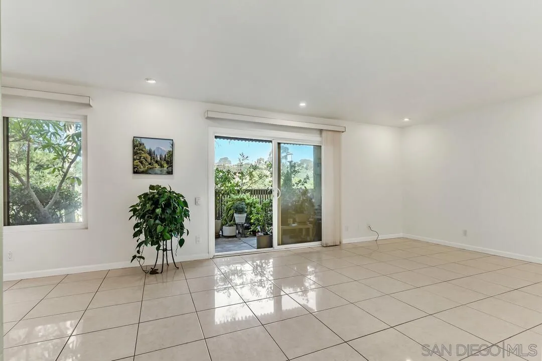 8536 Via Mallorca, Unit B La Jolla, CA 92037 - Photo 10 of 34 a view of an empty room with a window