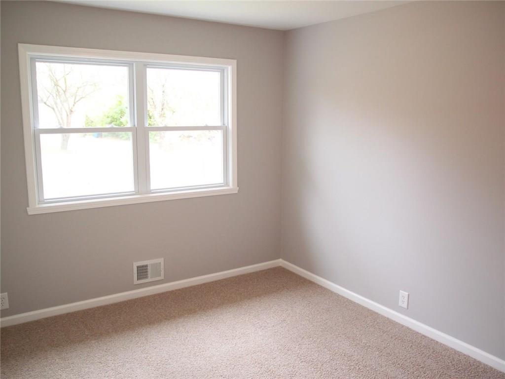 4710 Dickson Road Indianapolis, IN 46226 - Photo 12 of 24 Gallery Image 12
