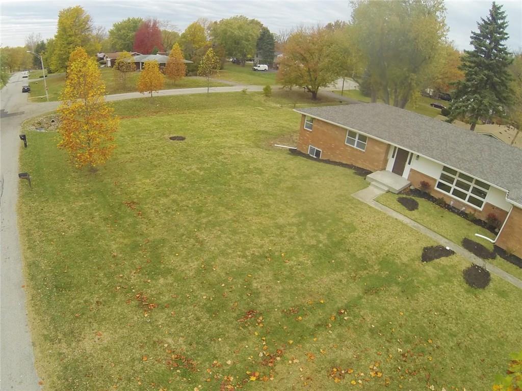 4710 Dickson Road Indianapolis, IN 46226 - Photo 3 of 24 Gallery Image 3