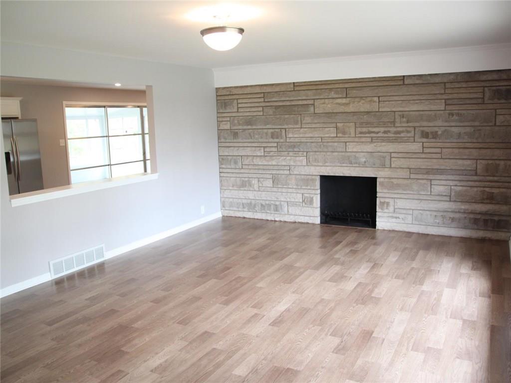 4710 Dickson Road Indianapolis, IN 46226 - Photo 10 of 24 Gallery Image 10