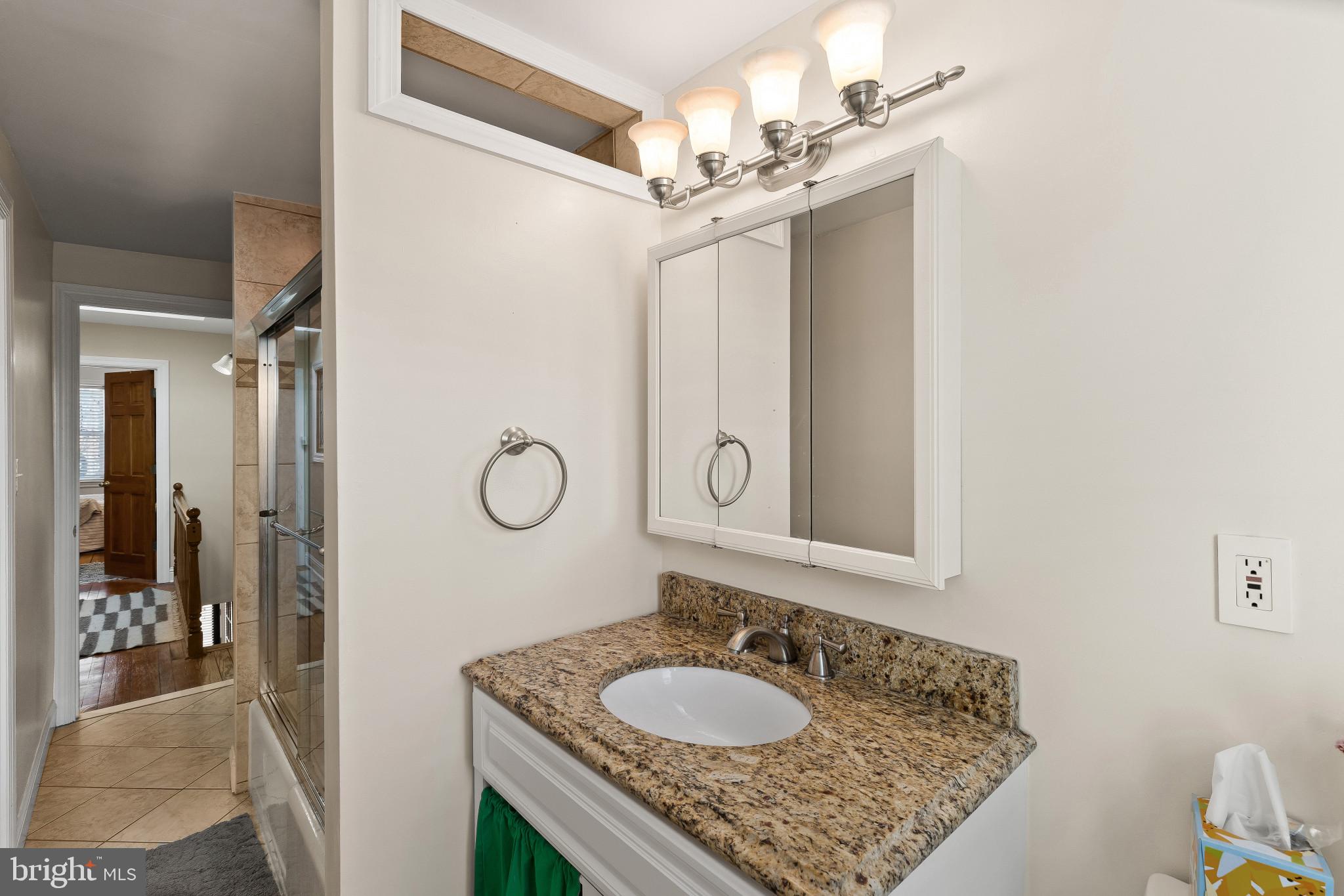 3205 Hudson Street Baltimore, MD 21224 - Photo 20 of 31 Primary Bathroom