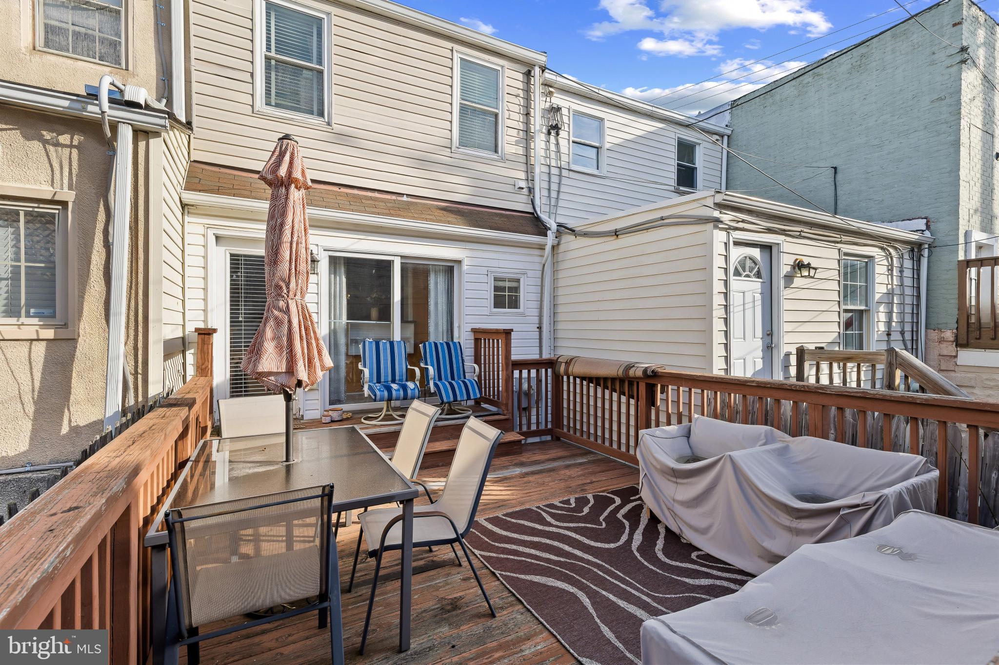 3205 Hudson Street Baltimore, MD 21224 - Photo 28 of 31 Deck