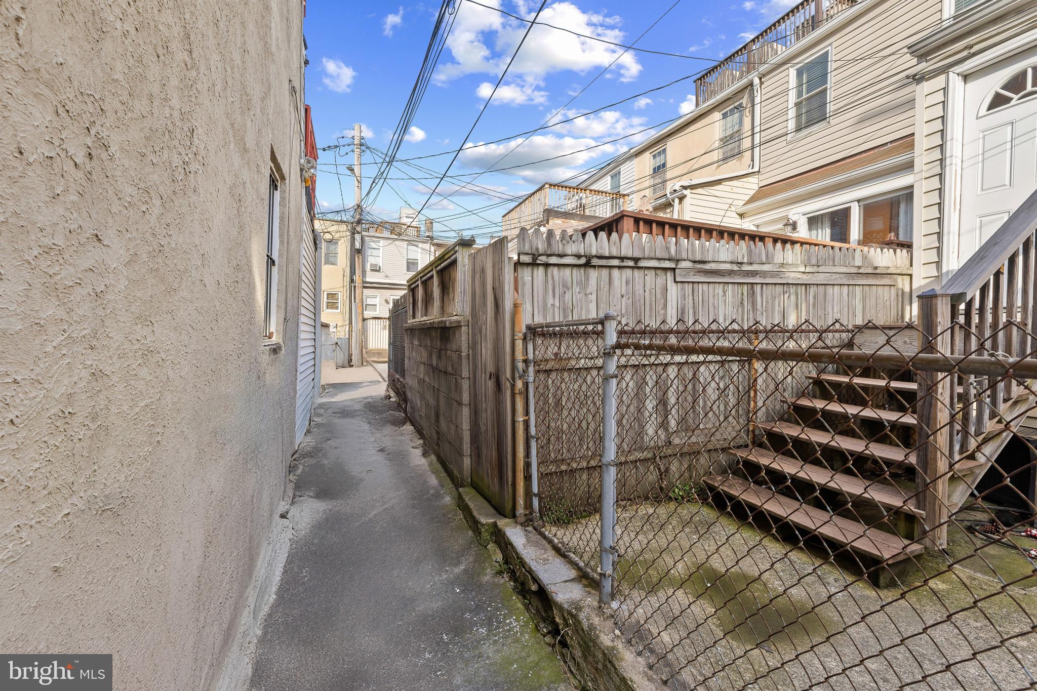 3205 Hudson Street Baltimore, MD 21224 - Photo 29 of 31 Rear Alley