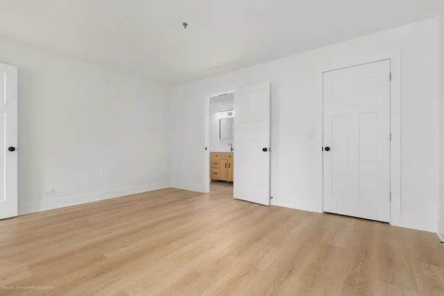 $2,600 | 372 Windsong Court, Bolingbrook, IL 60440