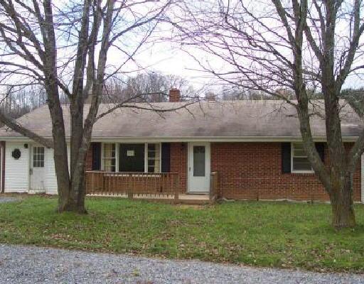 1286 Crouch Road Montvale, VA 24122 - Photo 1 of 1 front view of a house with a yard