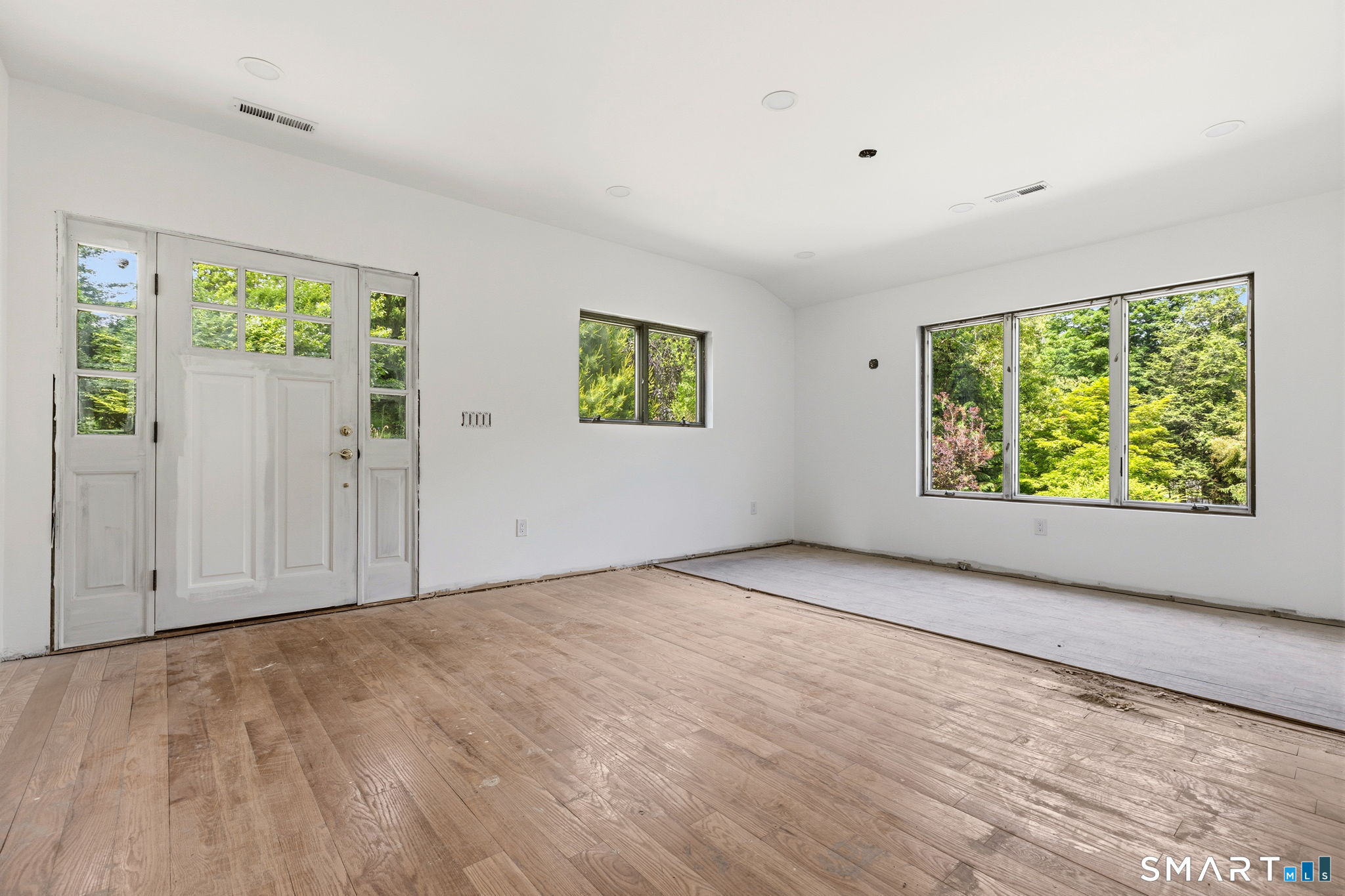 13 Windaway Road Bethel, CT 06801 - Photo 15 of 37