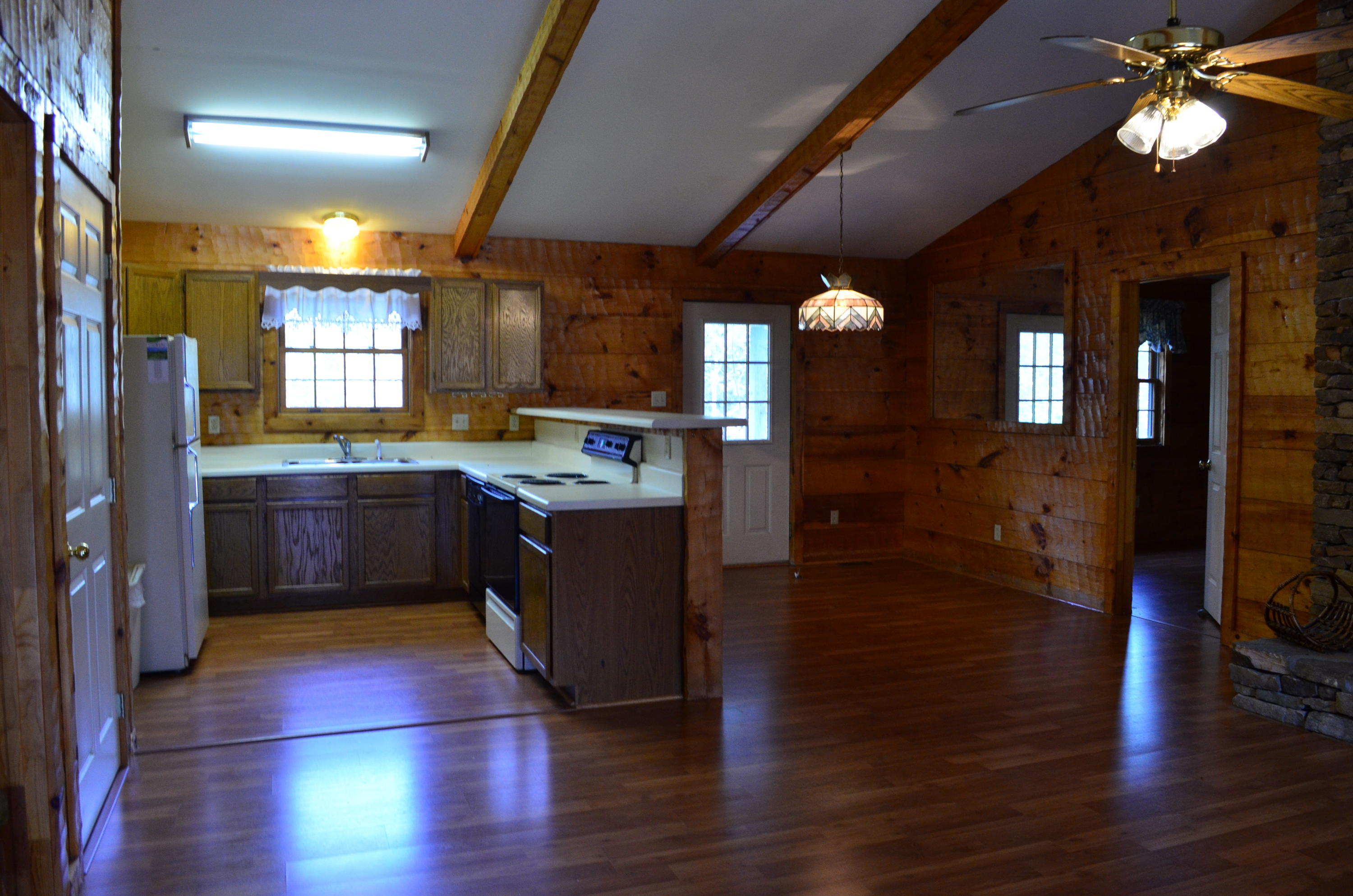 111 Club View Road Townsend, TN 37882 - Photo 8 of 20 DSC_0090