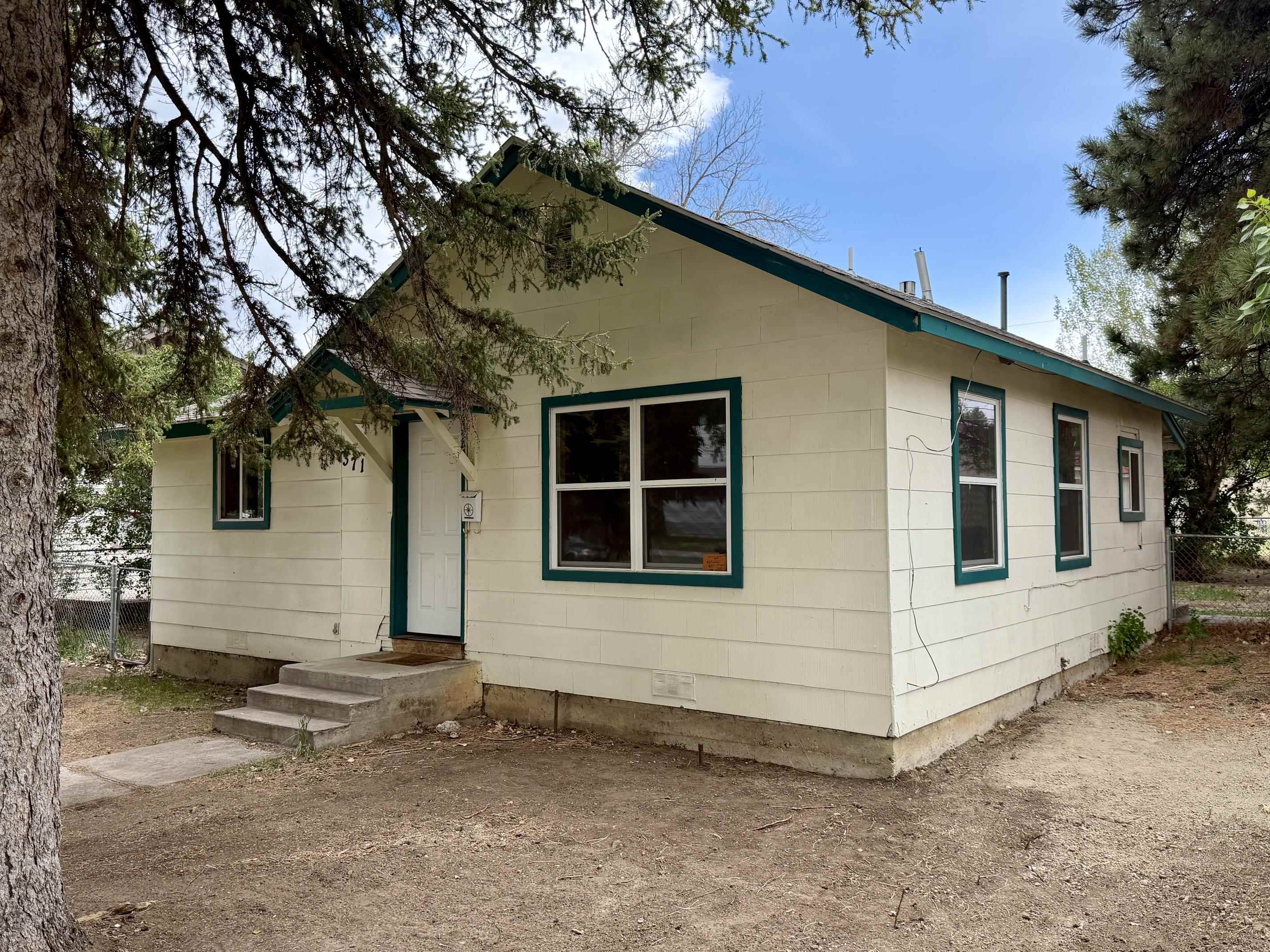 371 Cascade Street Lander, WY 82520 - Photo 4 of 29