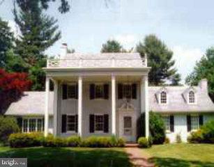 1325 Hillcrest Road Lancaster, PA 17603 - Photo 1 of 1 Gallery Image 1