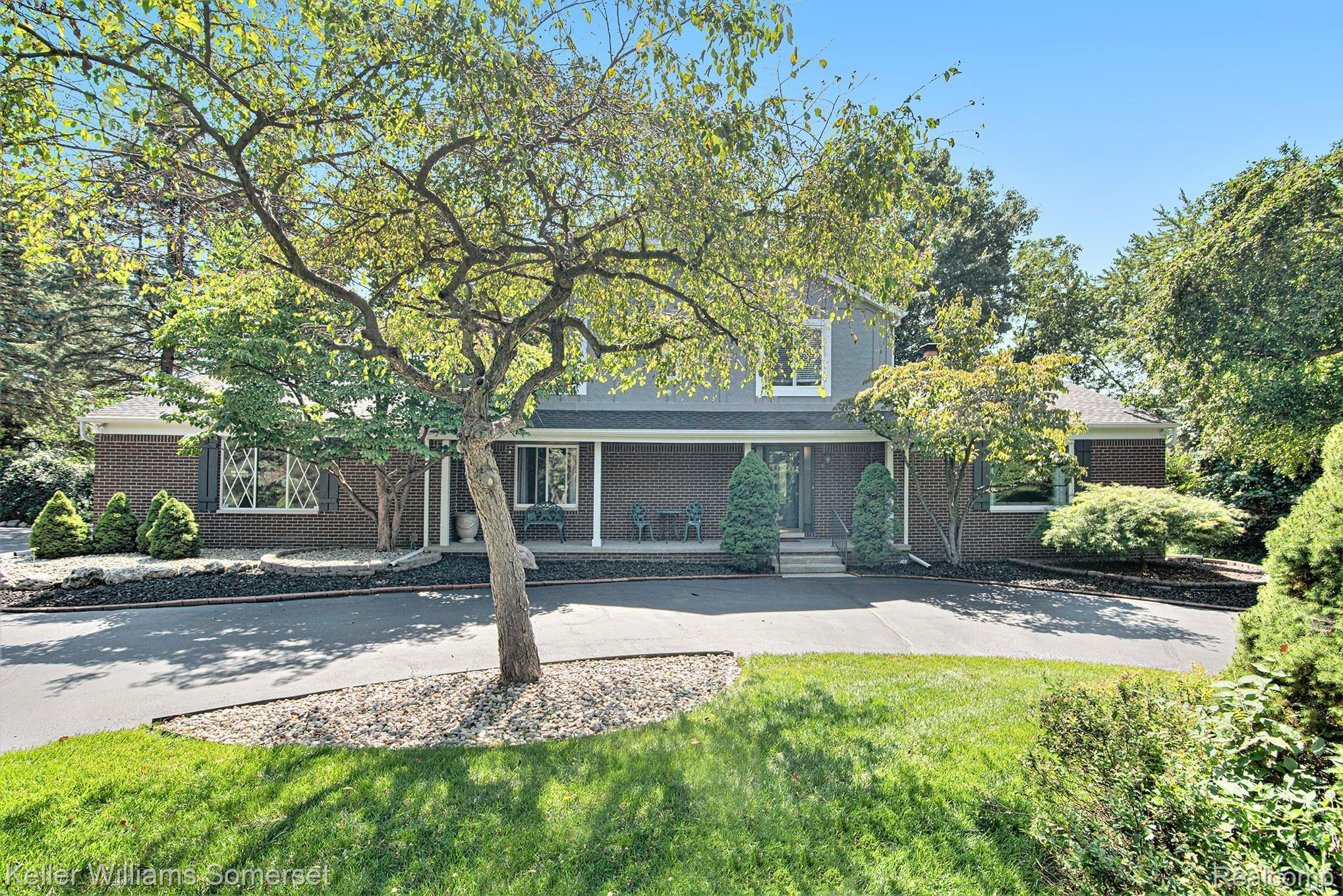 2931 West Avon Road Rochester, MI 48309 - Photo 1 of 49 1.jpg