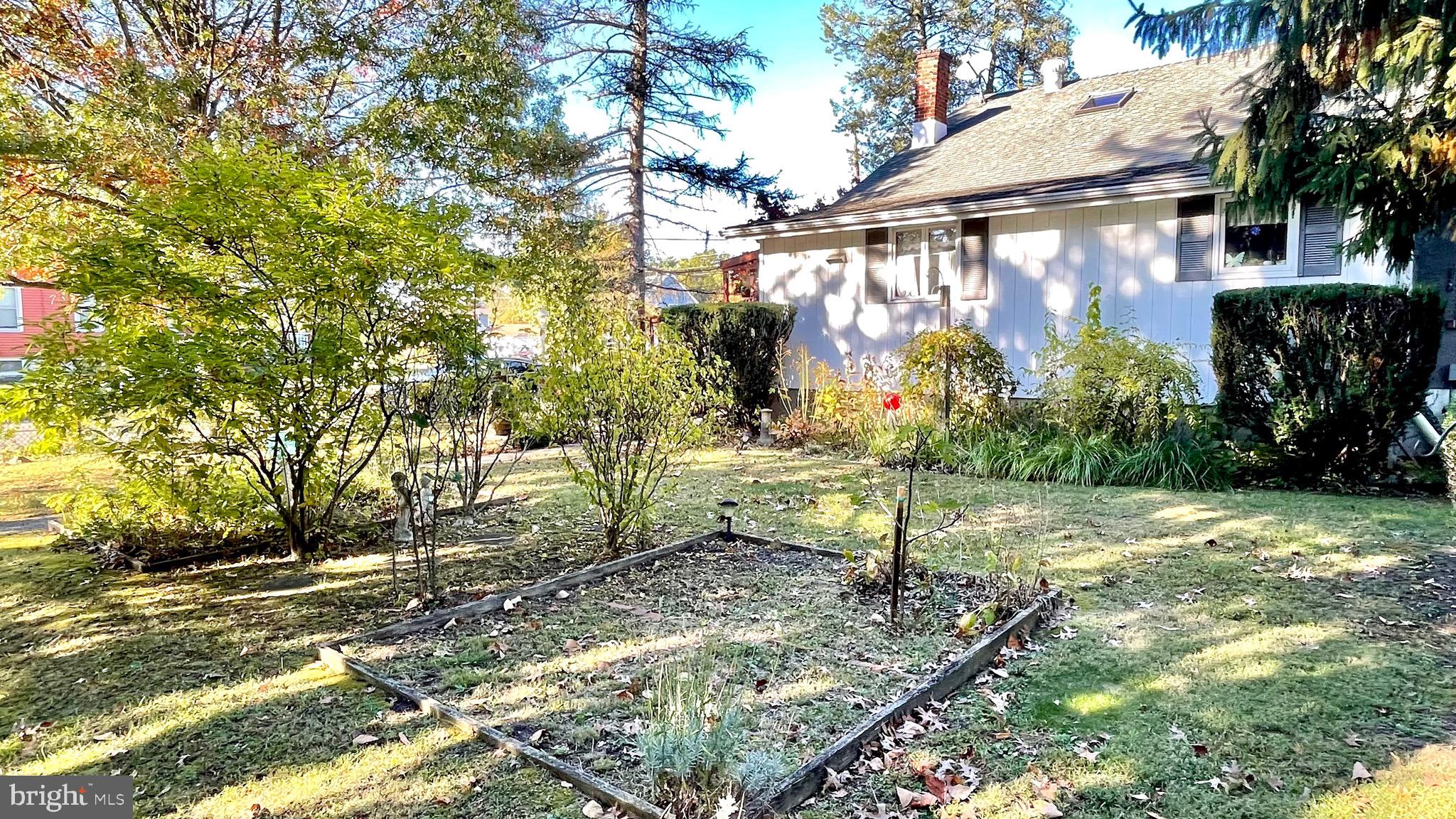 419 Stone Road Laurel Springs, NJ 08021 - Photo 20 of 62