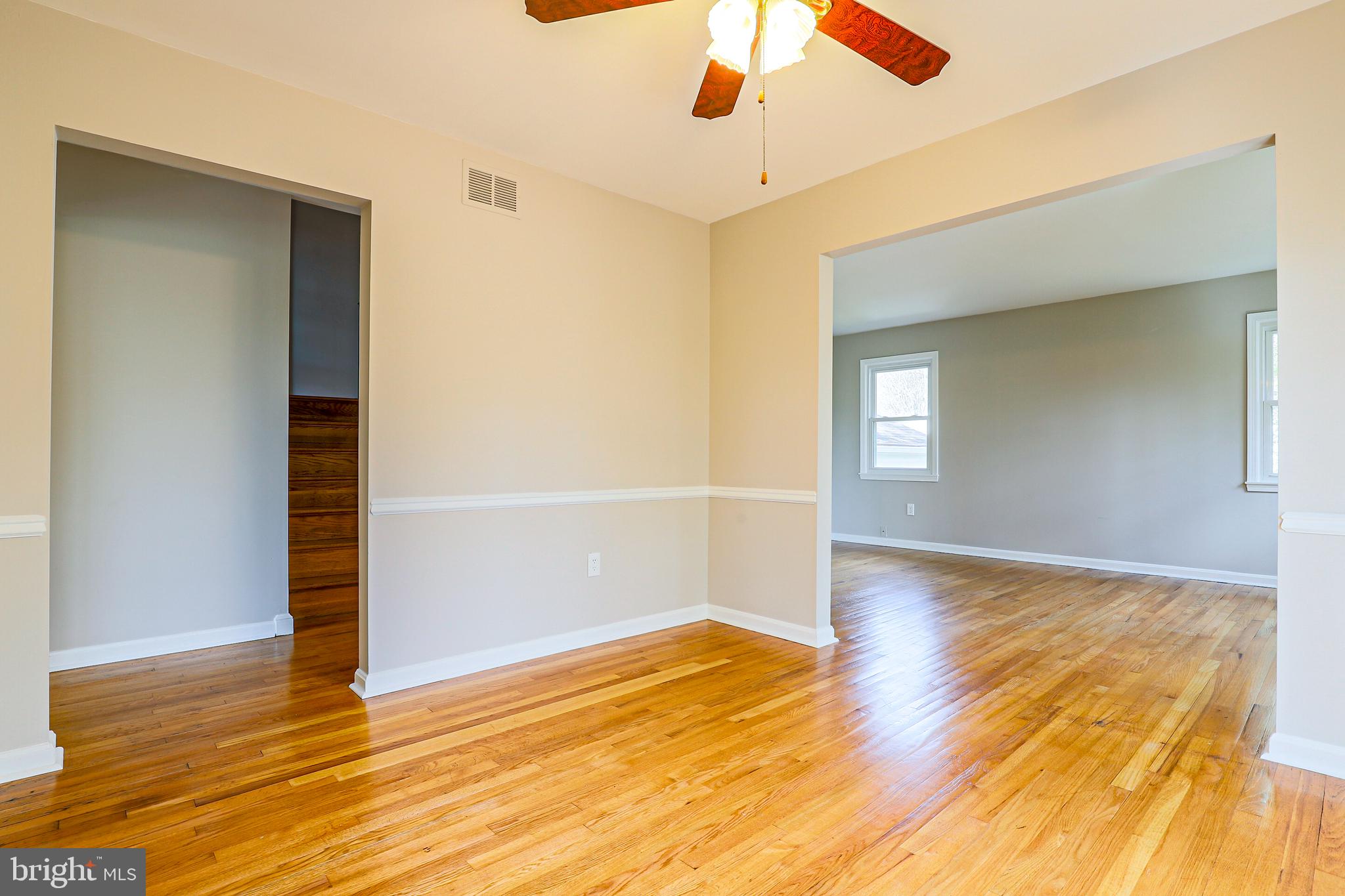 319 Summit Hall Road Gaithersburg, MD 20877 - Photo 14 of 58 Looking at large formal dining / living area!