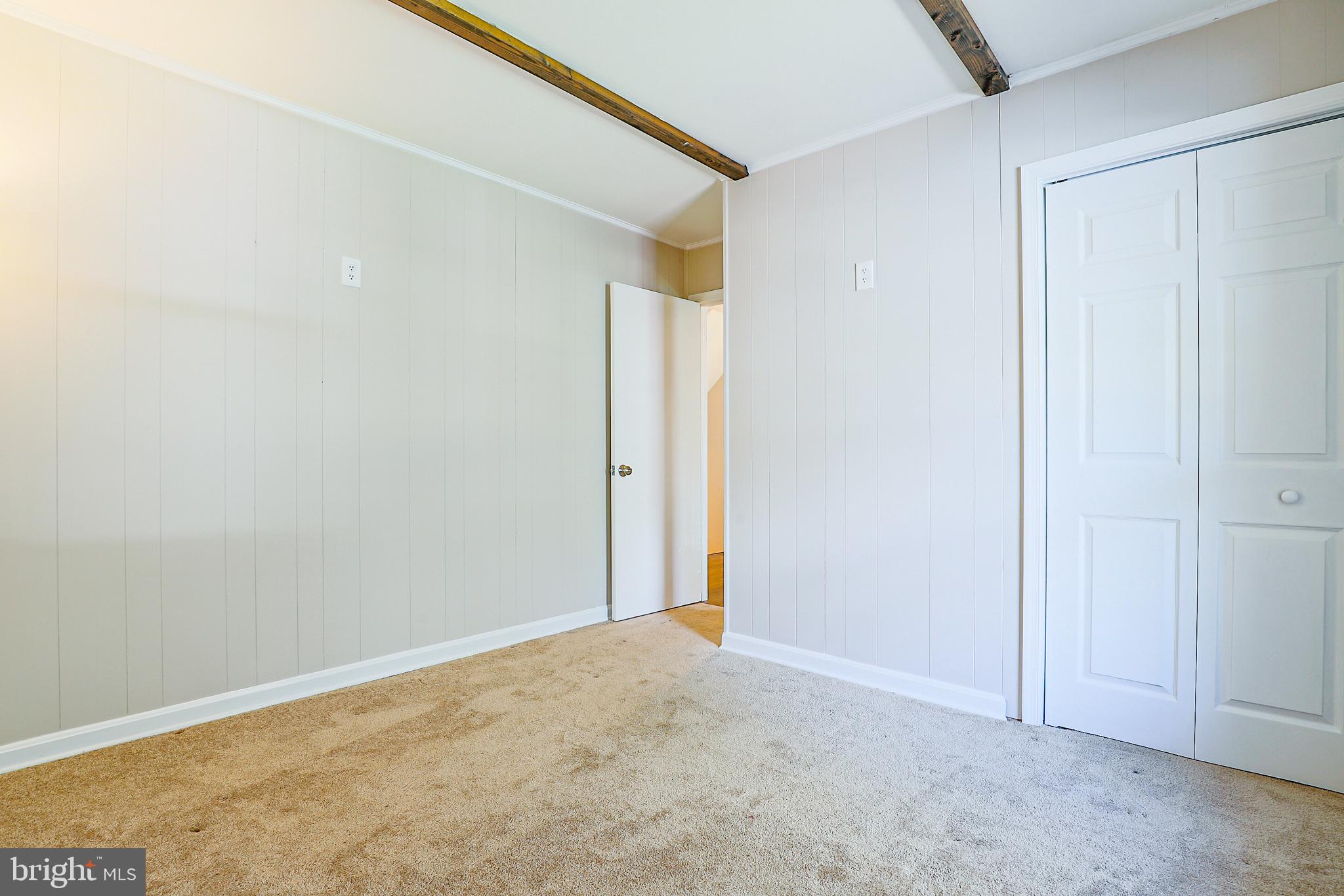 319 Summit Hall Road Gaithersburg, MD 20877 - Photo 34 of 58 Above grade 5th BR w/ closet and light! Or office