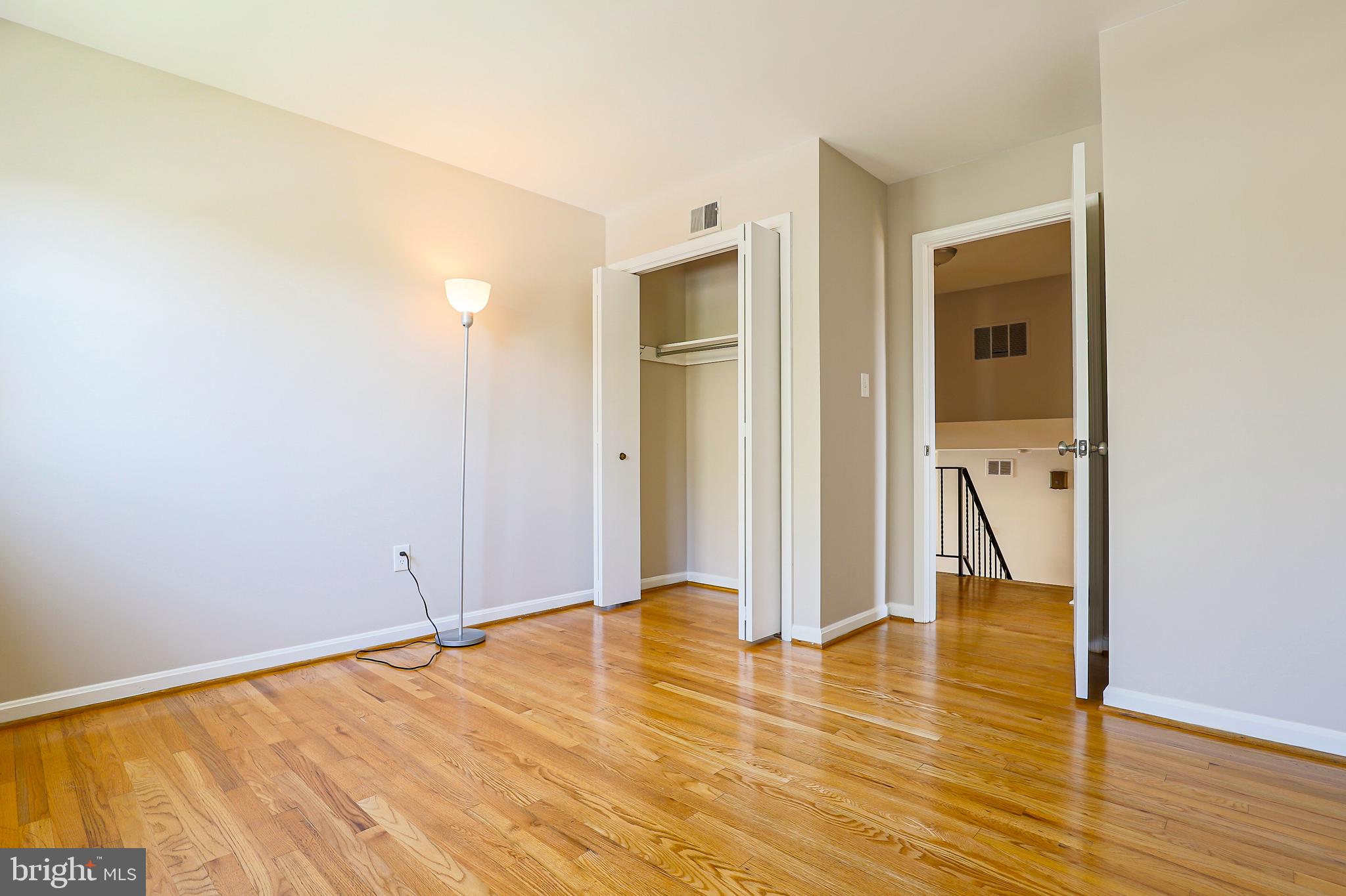 319 Summit Hall Road Gaithersburg, MD 20877 - Photo 43 of 58 4th Bedroom upper level!