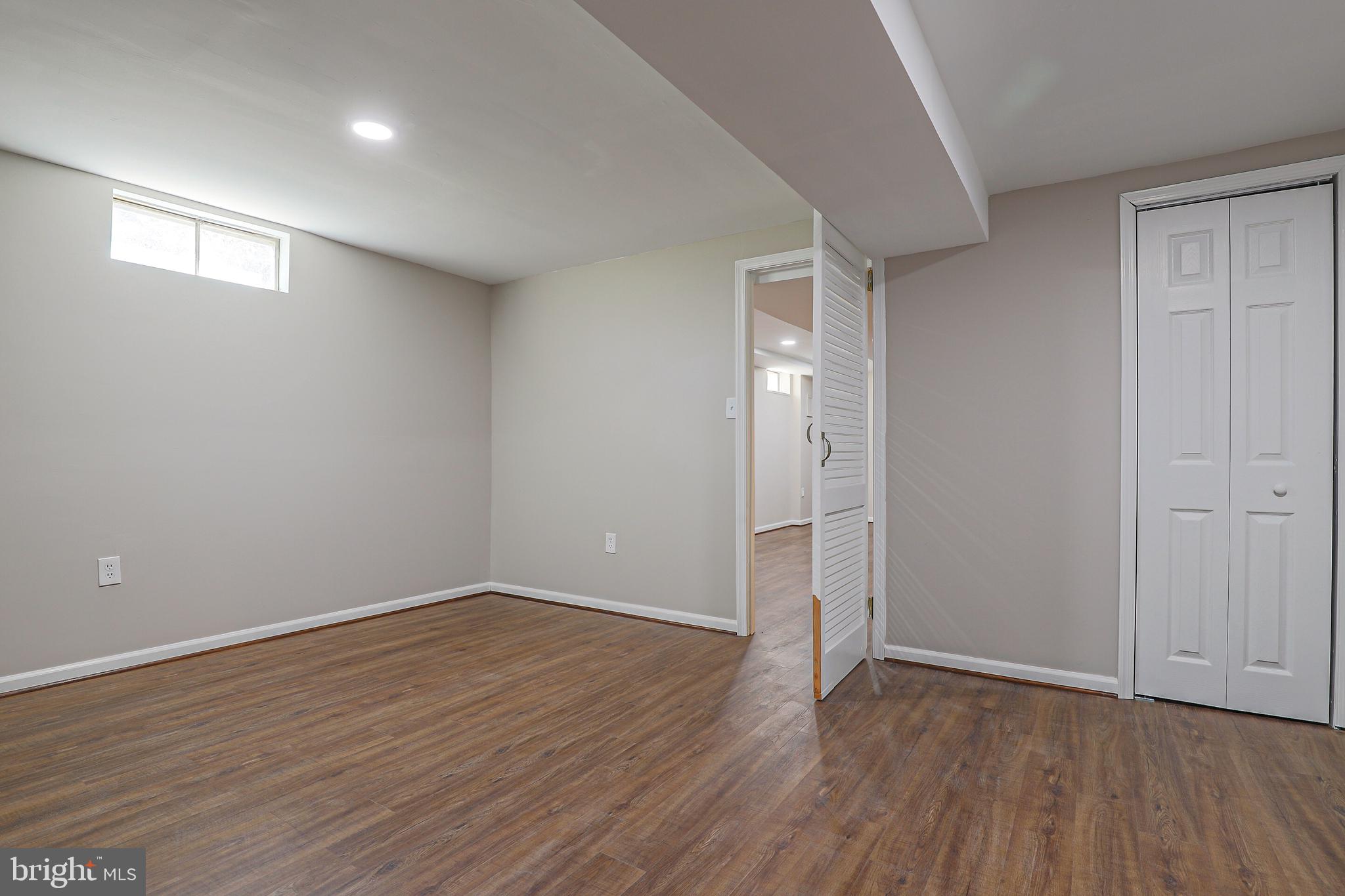 319 Summit Hall Road Gaithersburg, MD 20877 - Photo 52 of 58 Lower level 6th bedroom, office, or living area!