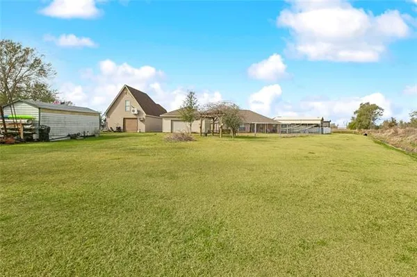 $365,000 | 102 Union Drive, Hahnville, LA 70057