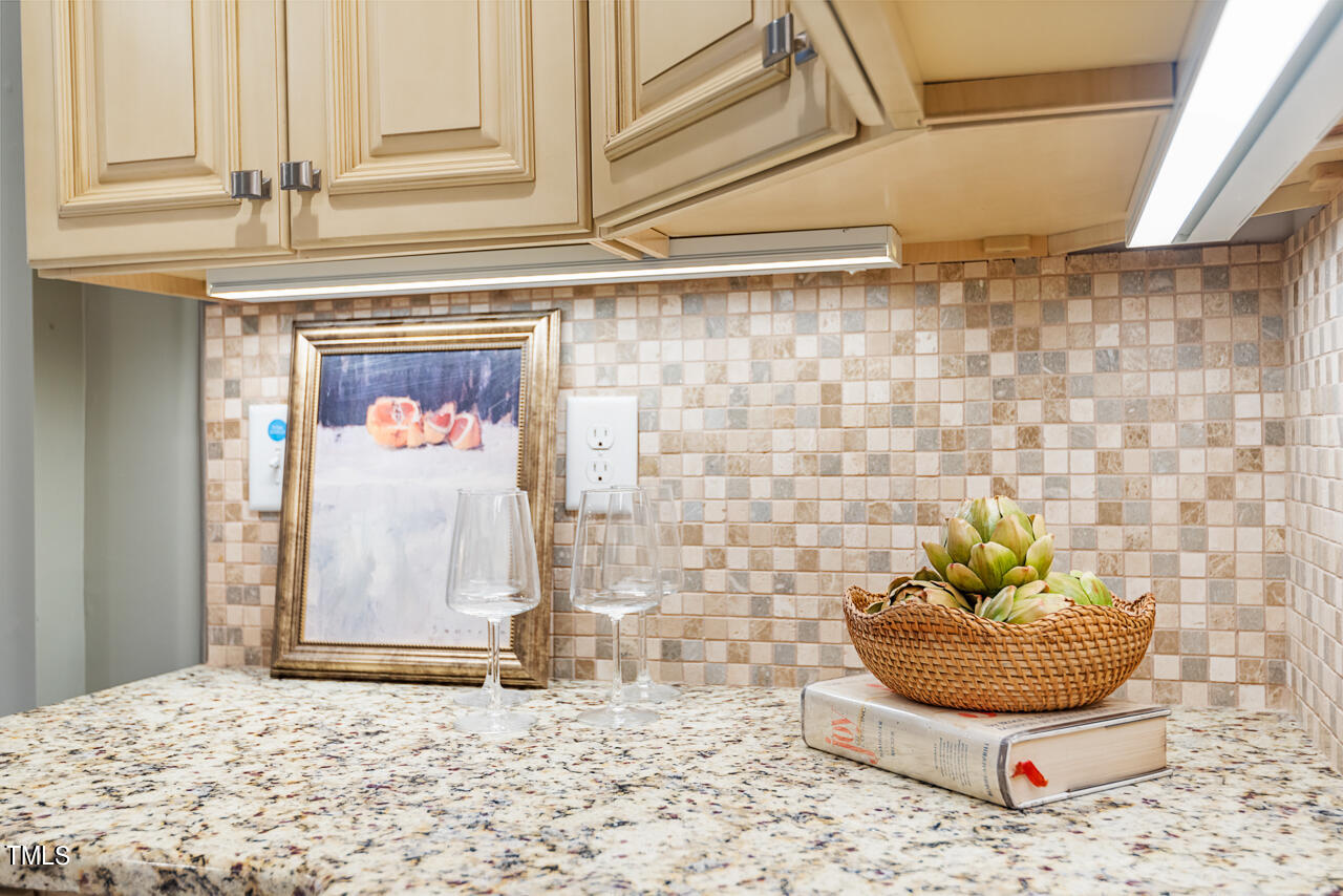 2715 Augusta Drive Durham, NC 27707 - Photo 21 of 60 26