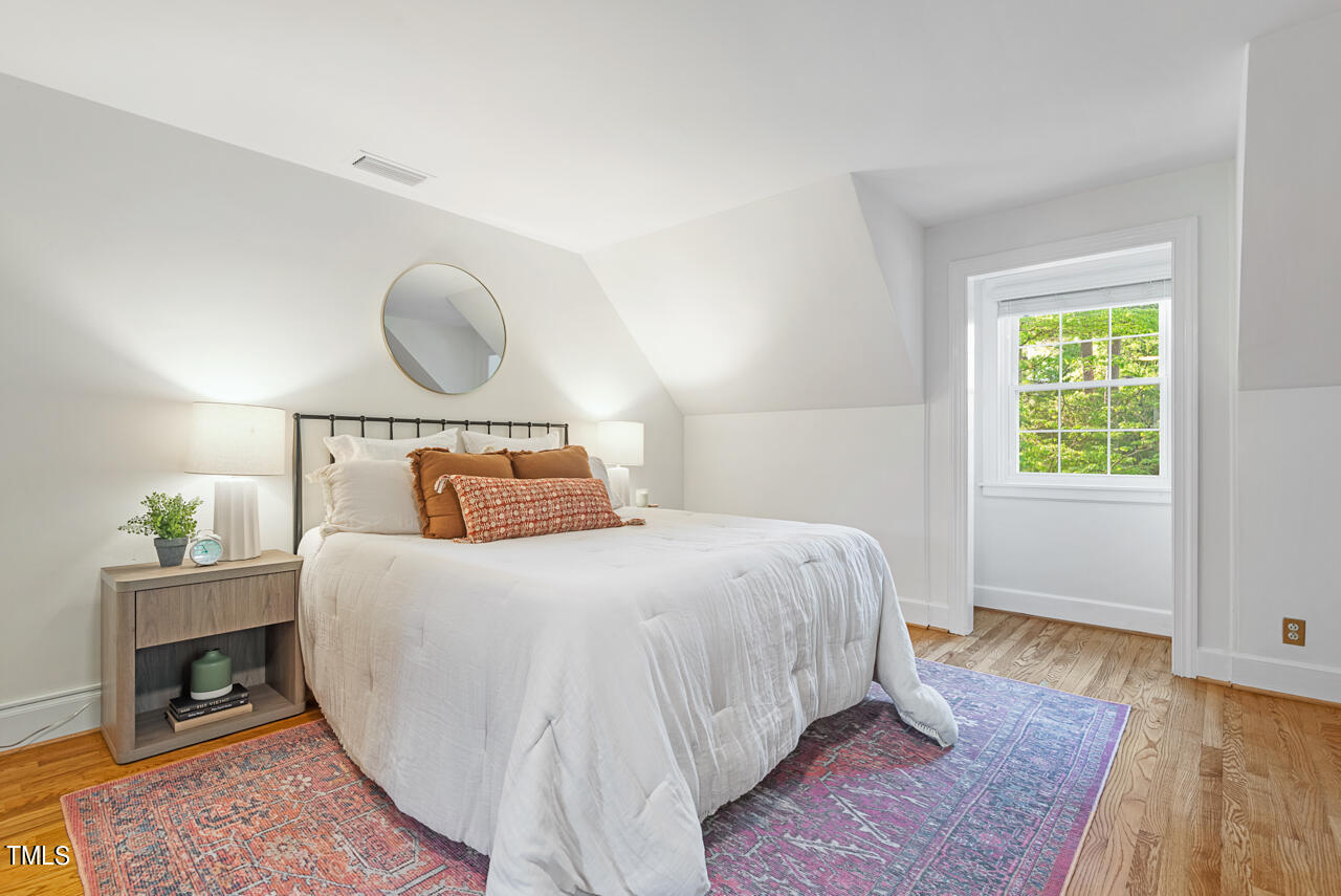 2715 Augusta Drive Durham, NC 27707 - Photo 33 of 60 40