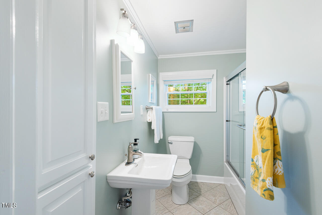 2715 Augusta Drive Durham, NC 27707 - Photo 36 of 60 43