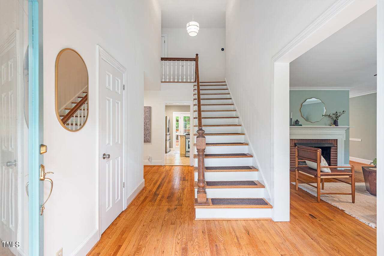 2715 Augusta Drive Durham, NC 27707 - Photo 5 of 60 09