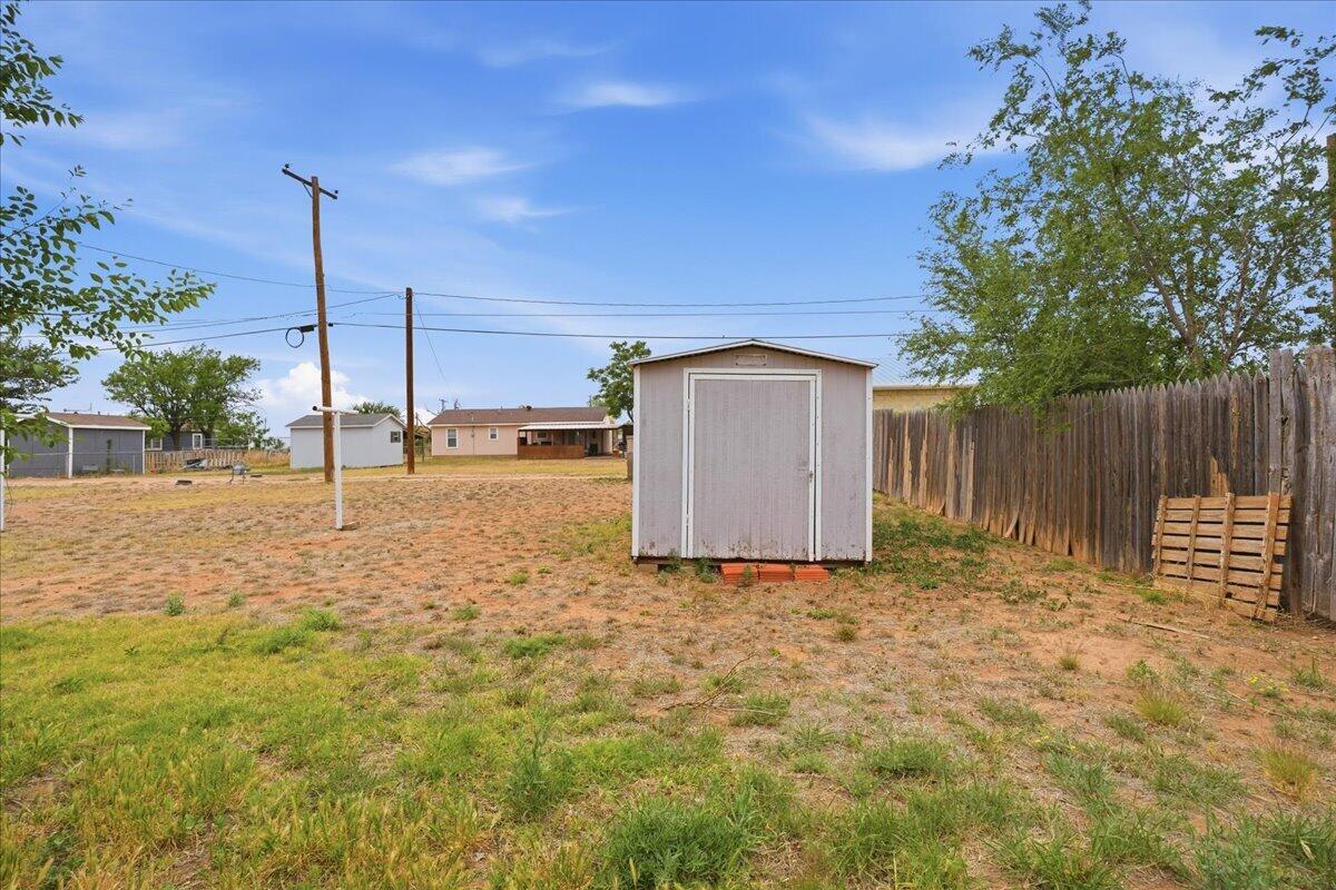 1610 Xavier Street Lubbock, TX 79403 - Photo 26 of 28 26-nmcb-xavier-24