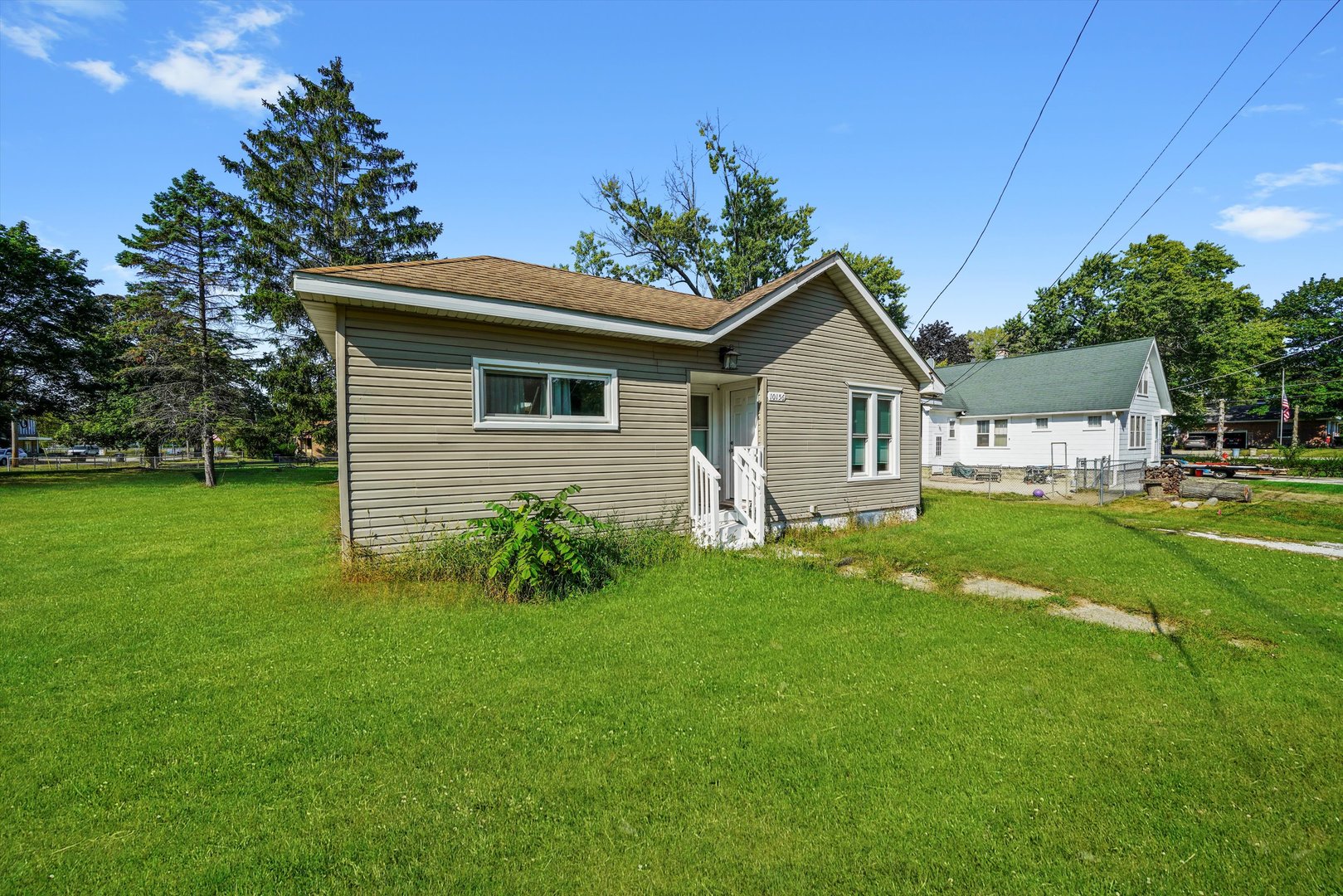 10156 West Beach Road Beach Park, IL 60099 - Photo 2 of 16 Gallery Image 2