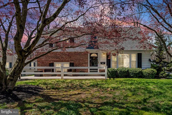 $589,900 | 26 Greentree Lane, Malvern, PA 19355