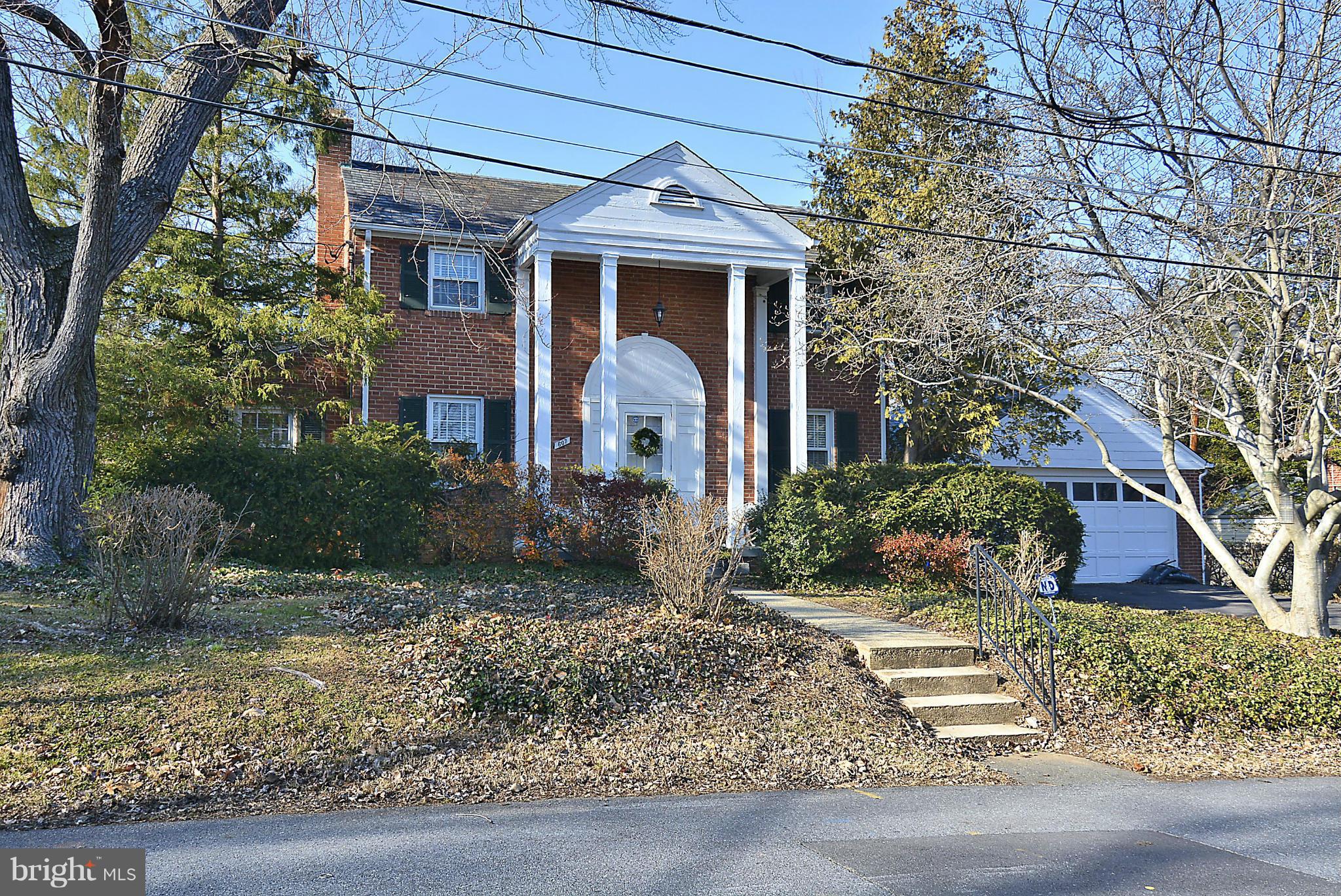 607 Cloverfield Place Silver Spring, MD 20910 - Photo 22 of 28 Exterior (Front)