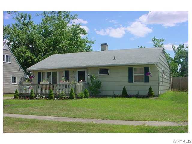 1057 Enola Road Grand Island, NY 14072 - Photo 1 of 1 Exterior Front