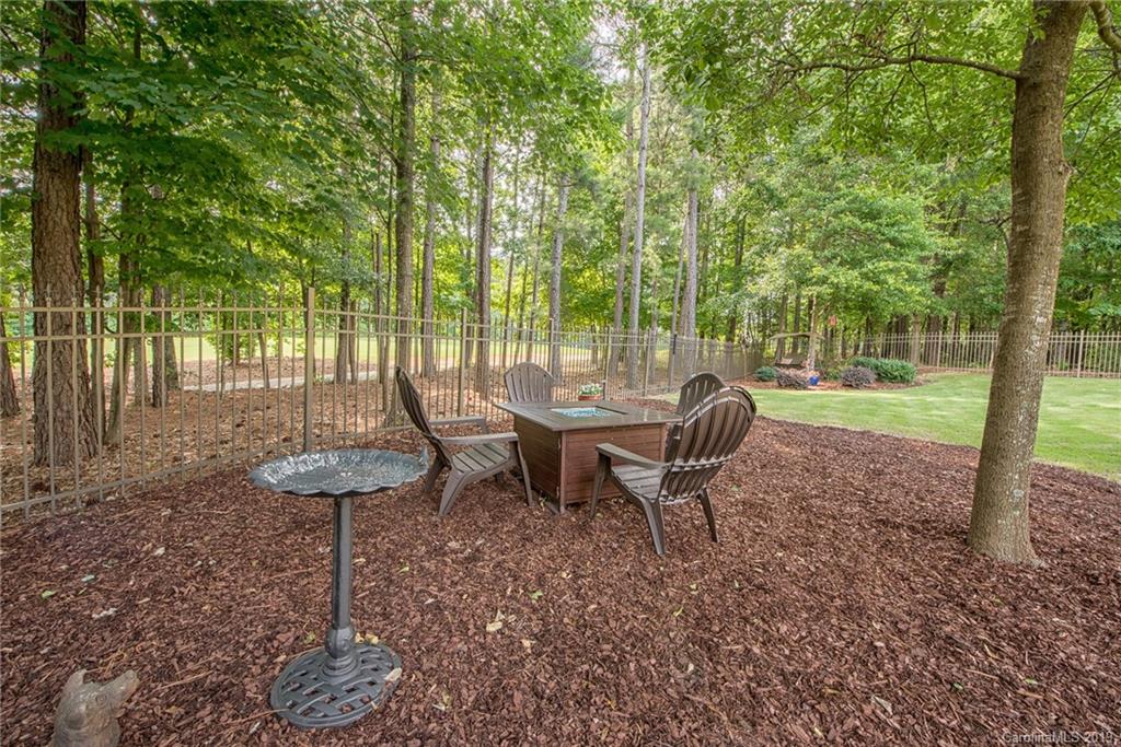 16813 Turtle Point Road Charlotte, NC 28278 - Photo 8 of 43 Gallery Image 8