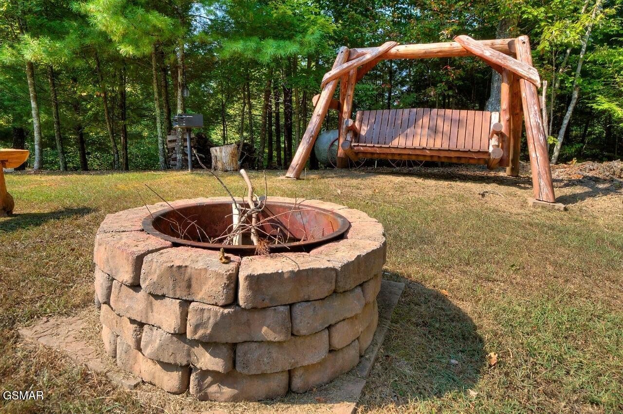 4548 Whetstone Road Sevierville, TN 37862 - Photo 40 of 43 Gallery Image 40