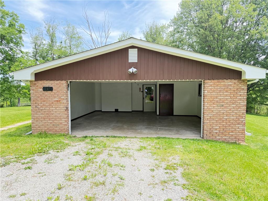 207 Munntown Road Eighty Four, PA 15330 - Photo 16 of 19