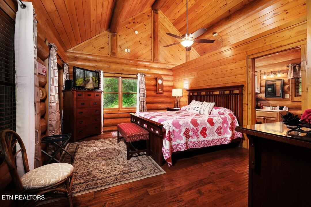 2910 Piney Ridge Way Sevierville, TN 37862 - Photo 14 of 35 Bedroom