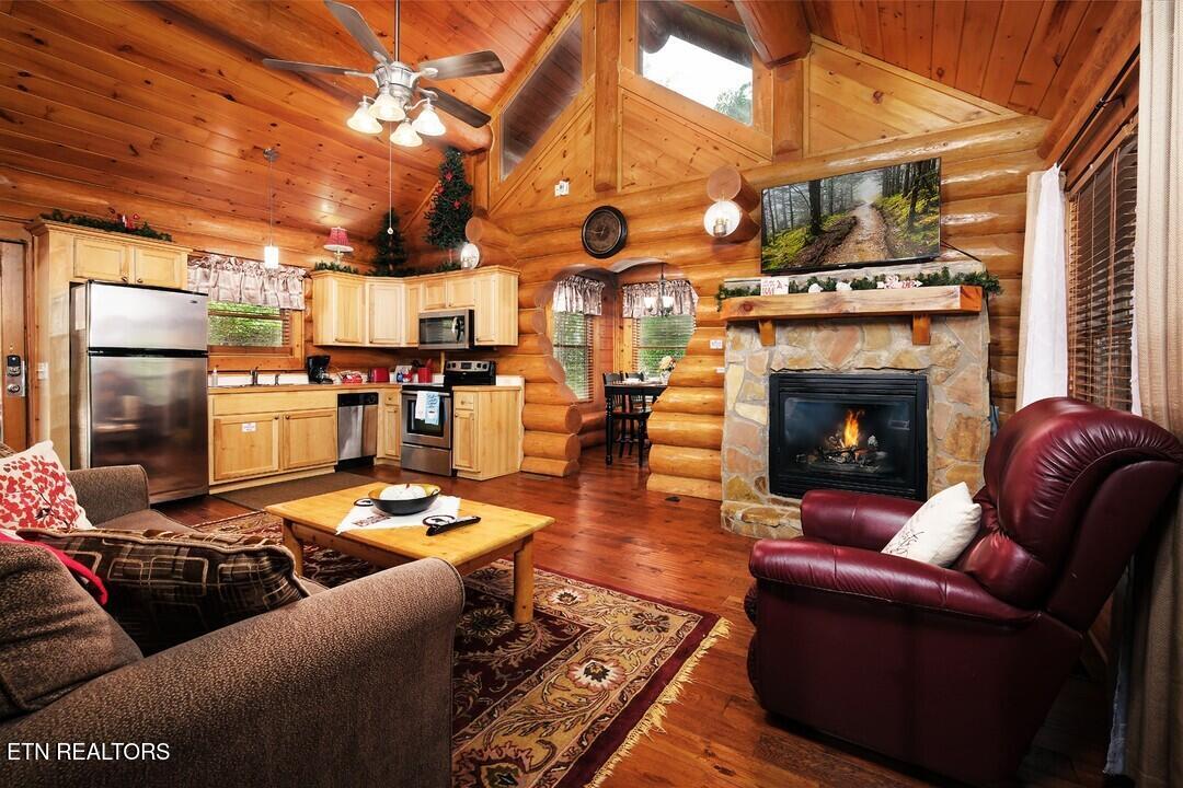 2910 Piney Ridge Way Sevierville, TN 37862 - Photo 9 of 35 Bearly Lovers