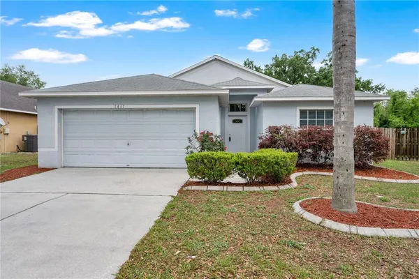 $369,900 | 1461 Lake Shore Ranch Drive, Seffner, FL 33584