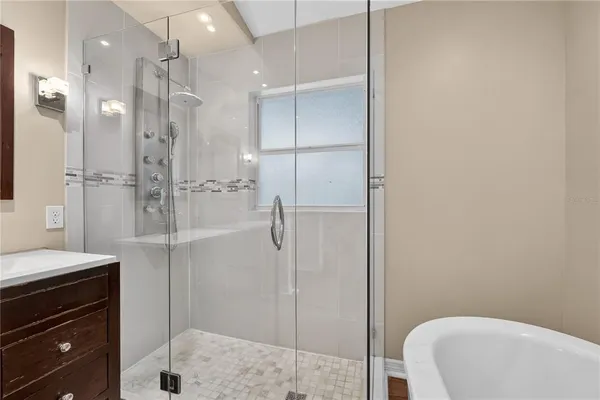 $369,900 | 1461 Lake Shore Ranch Drive, Seffner, FL 33584