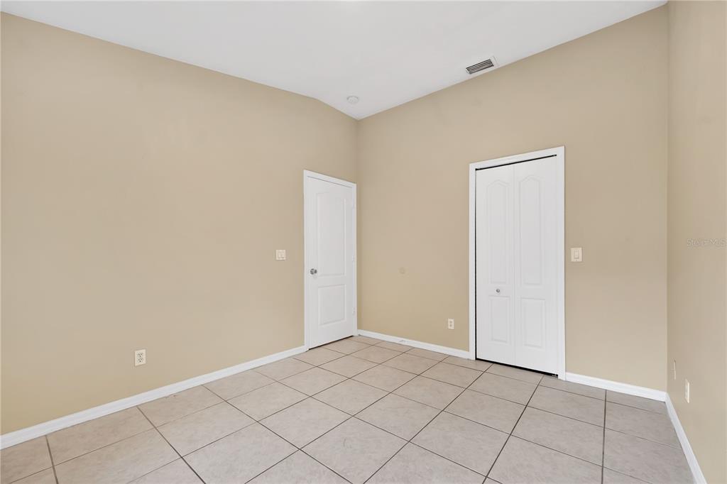 1461 Lake Shore Ranch Drive Seffner, FL 33584 - Photo 24 of 36