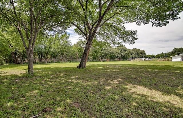 3952 J J Rendon Road Burleson, TX 76028 - Photo 23 of 25 View of part of the back yard.