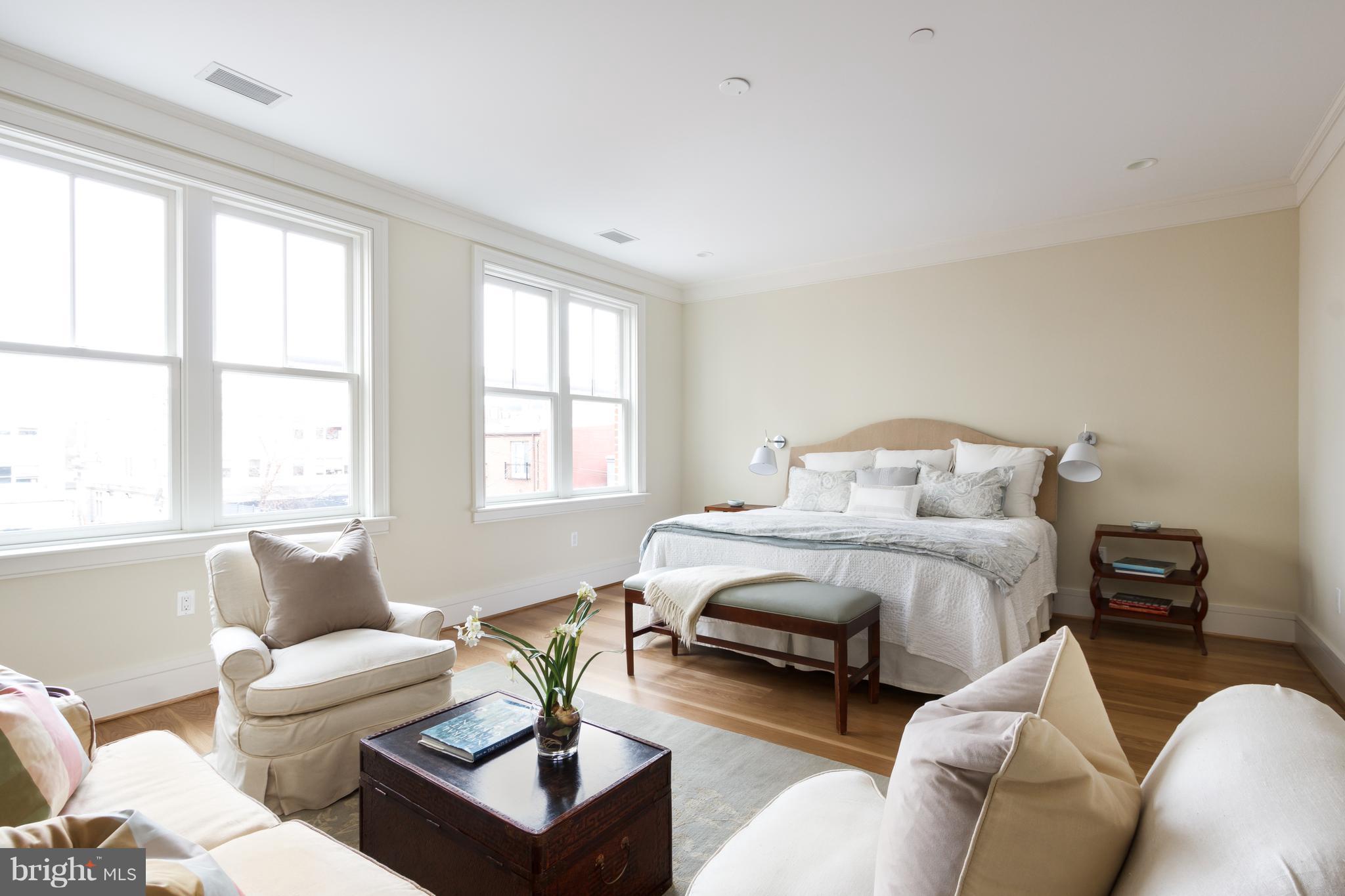 422 3rd Street Northeast Washington, DC 20002 - Photo 15 of 25 Bedroom (Master)