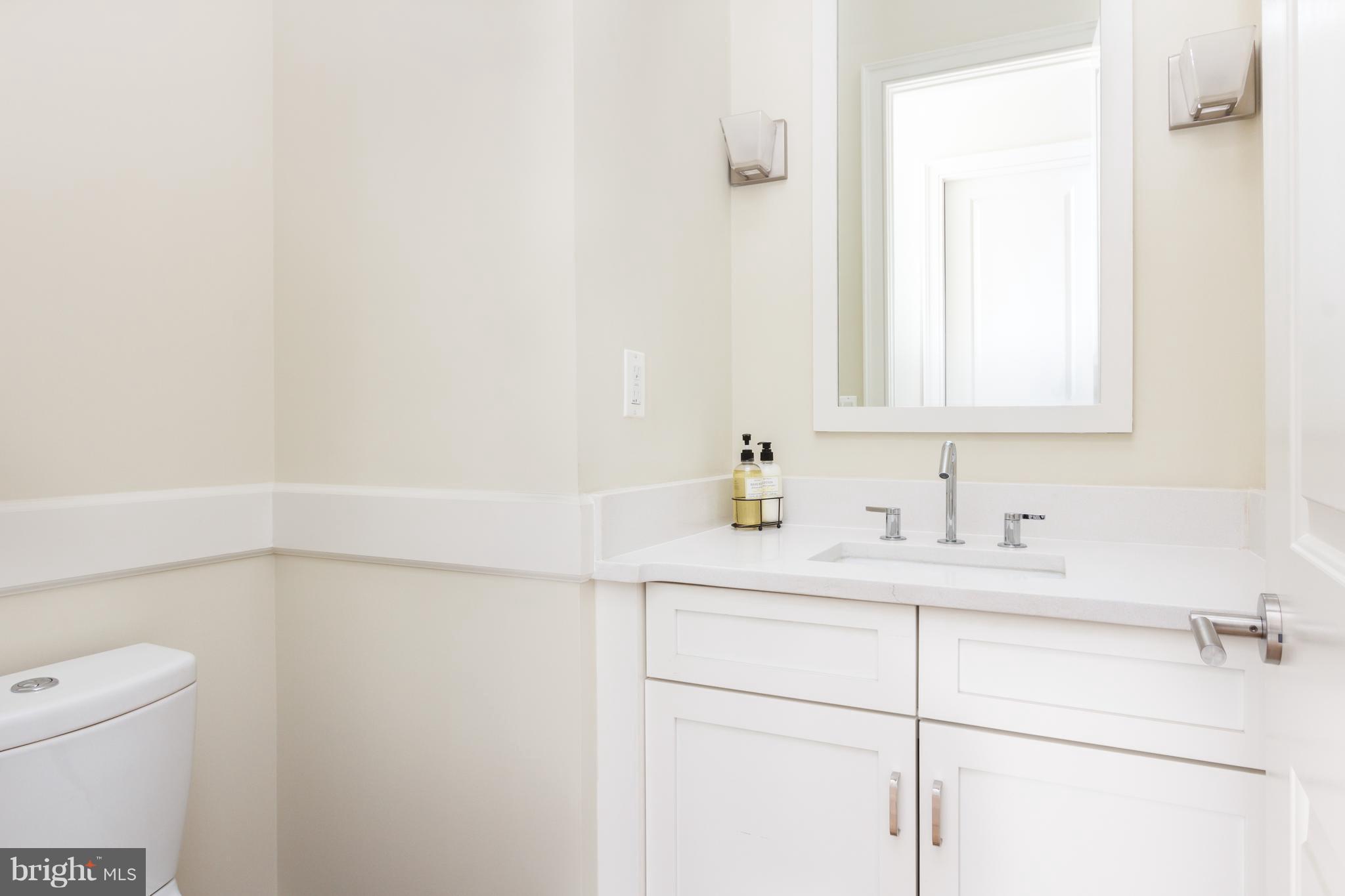422 3rd Street Northeast Washington, DC 20002 - Photo 17 of 25 Bath