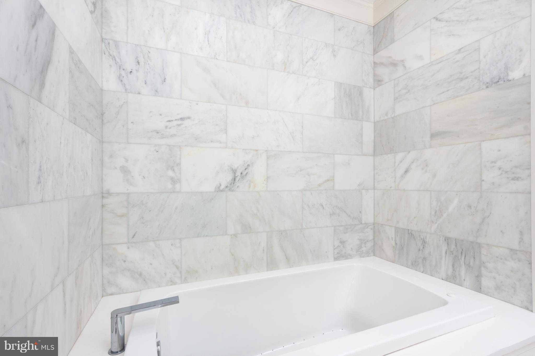 422 3rd Street Northeast Washington, DC 20002 - Photo 20 of 25 Bath (Master)
