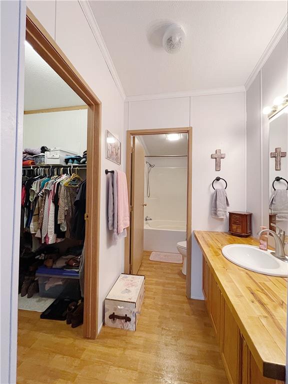 121 Mountain View Drive Berlin, PA 15530 - Photo 19 of 36 a en suite bathroom with a sink and a mirror