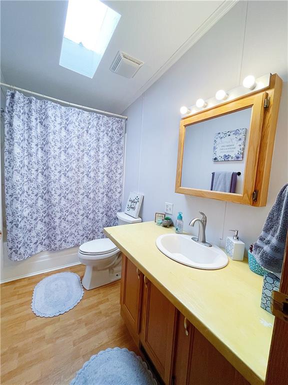 121 Mountain View Drive Berlin, PA 15530 - Photo 23 of 36 a bathroom with a sink and a mirror