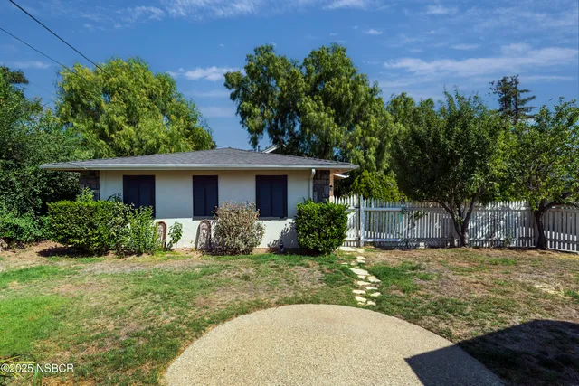 $4,550 | 576 Pine Street, Unit A, Solvang, CA 93463