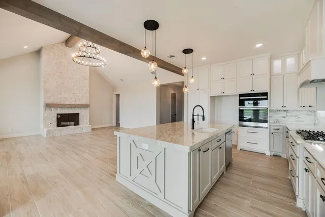 $733,200 | 170 Maci Drive, Waxahachie, TX 75167