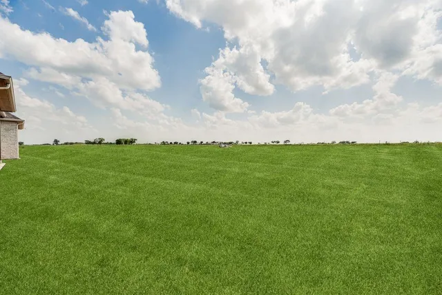 $733,200 | 170 Maci Drive, Waxahachie, TX 75167