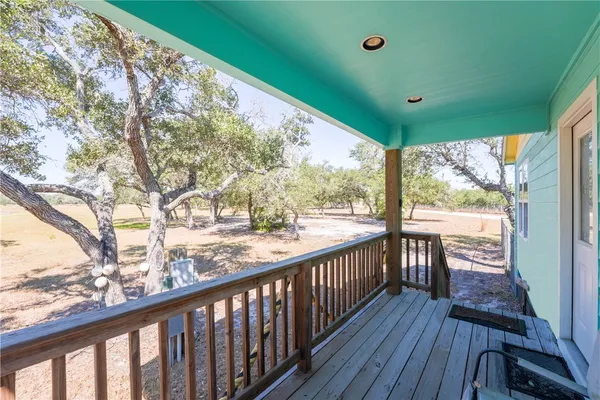 $825,000 | 2102 Prairie Road, Rockport, TX 78382