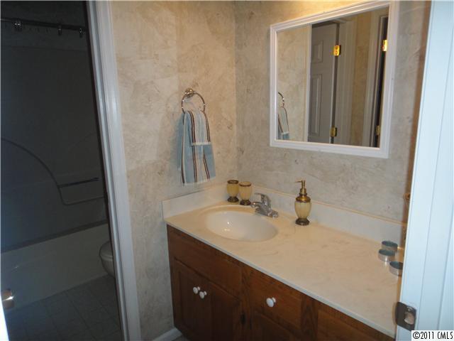 172 Dunlap Gate Road Statesville, NC 28625 - Photo 13 of 16 Gallery Image 13