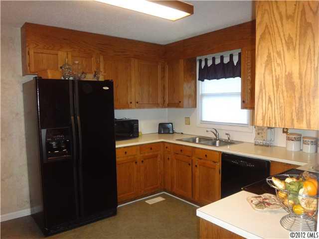 172 Dunlap Gate Road Statesville, NC 28625 - Photo 7 of 16 Gallery Image 7